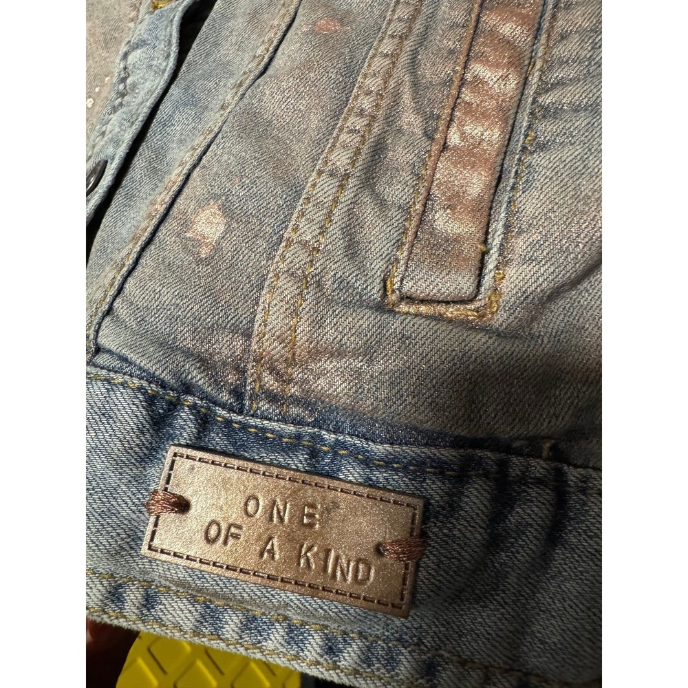 One of a Kind Custom Hand Painted Floral Denim Vest Light Wash Boho Mixed Media - Picture 3 of 3